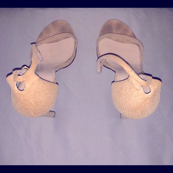 Stuart Weitzman Nudist - would love to trade! - Picture 11 of 15